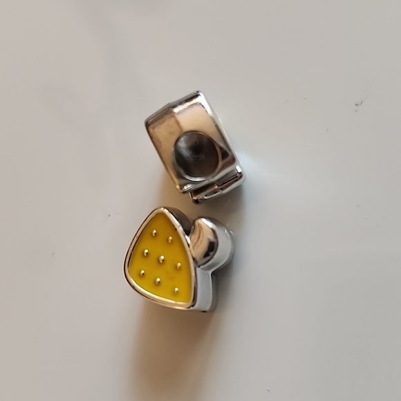 Mushroom Polkadot Sunshine Yellow Acrylic Bead set Silver Acrylic - Picture 2 of 5